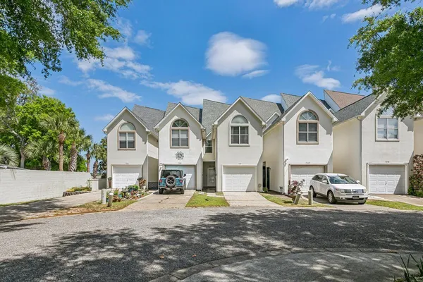 $449,000 | 7222 Majestic Boulevard, Navarre, FL 32566