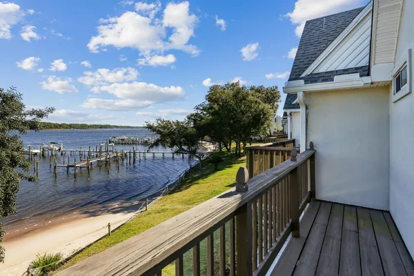 $449,000 | 7222 Majestic Boulevard, Navarre, FL 32566