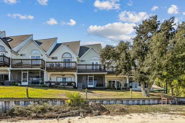 $449,000 | 7222 Majestic Boulevard, Navarre, FL 32566