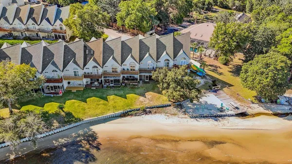 $449,000 | 7222 Majestic Boulevard, Navarre, FL 32566