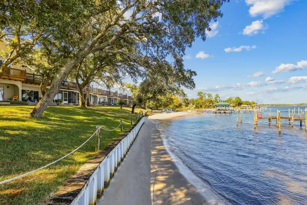 $449,000 | 7222 Majestic Boulevard, Navarre, FL 32566