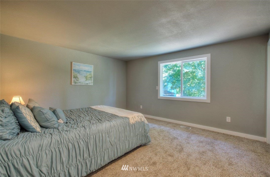 14750 175th Avenue Southeast Renton, WA 98059 - Photo 9 of 20