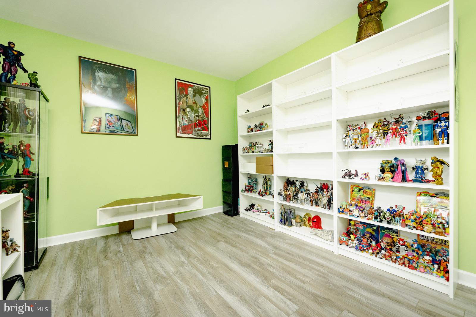 537 Cassingham Road Fairless Hills, PA 19030 - Photo 20 of 45 Office? Playroom?Endless Possibilities