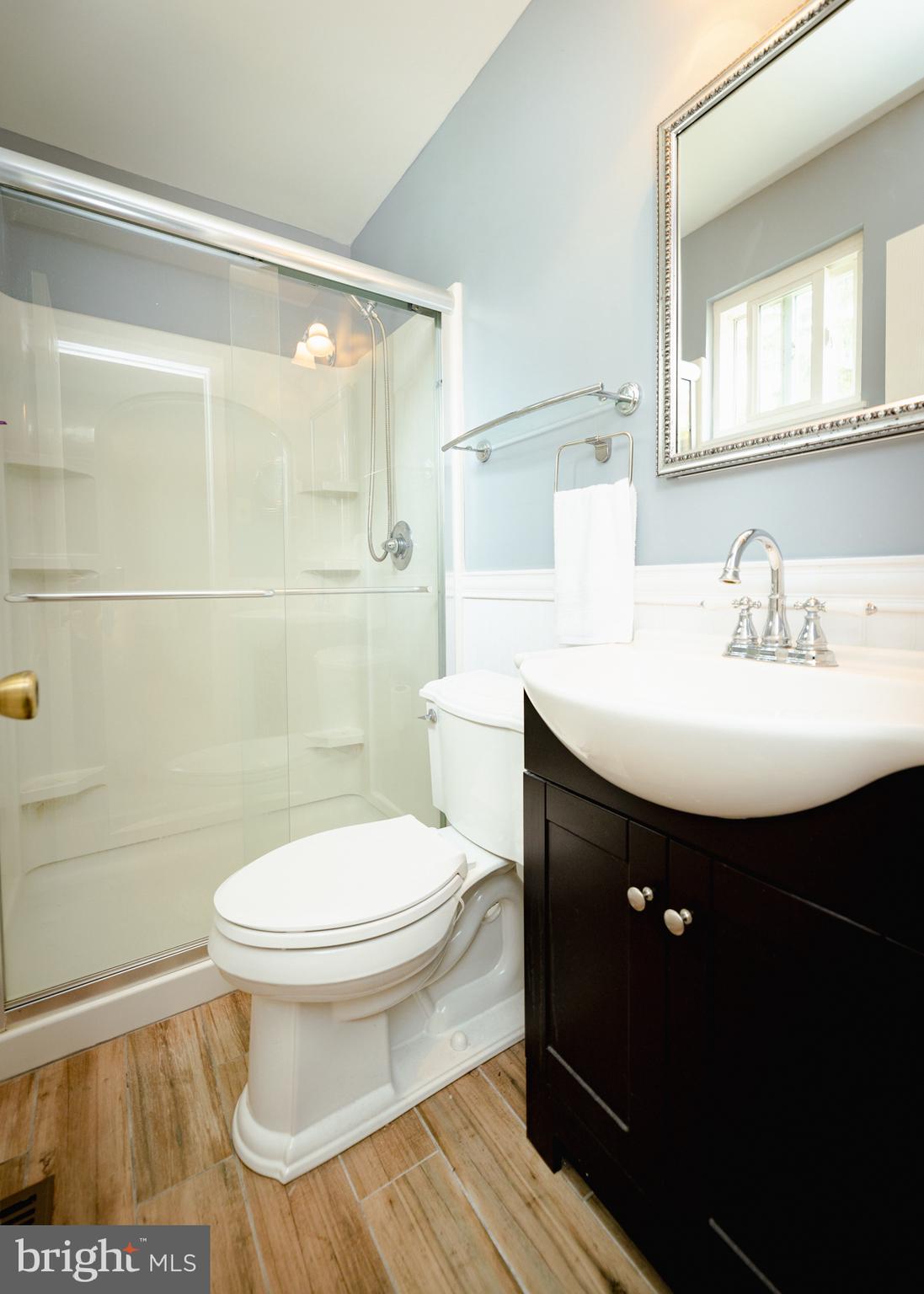 537 Cassingham Road Fairless Hills, PA 19030 - Photo 26 of 45 Nicely updated Primary Bath