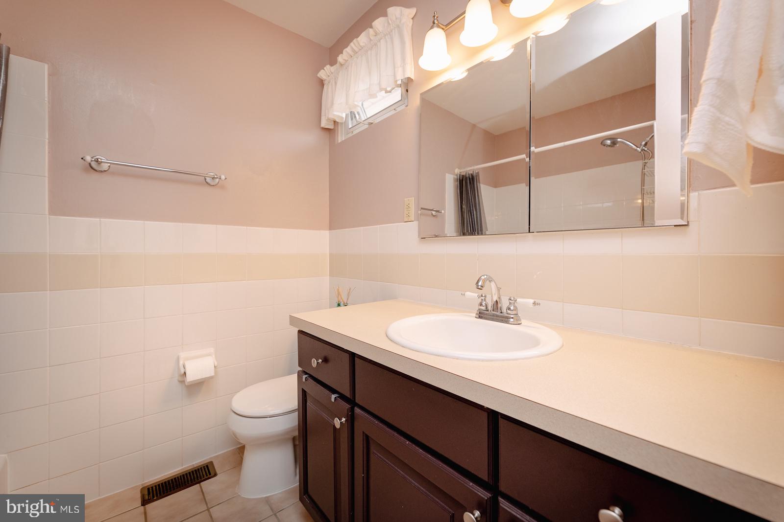 537 Cassingham Road Fairless Hills, PA 19030 - Photo 30 of 45 Hall Bathroom