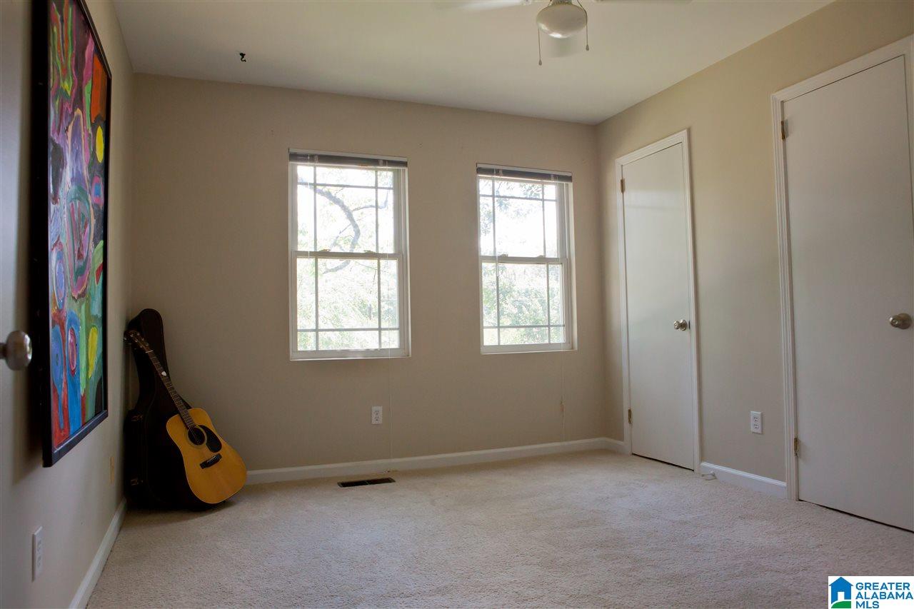 1046 Blue Ridge Boulevard Birmingham, AL 35226 - Photo 18 of 24