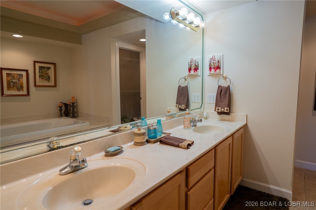 68 Lighthouse Road, Unit 511 Lake Ozark, MO 65049 - Photo 22 of 56