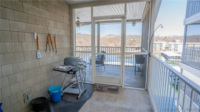 $430,000 | 68 Lighthouse Road, Unit 511, Lake Ozark, MO 65049