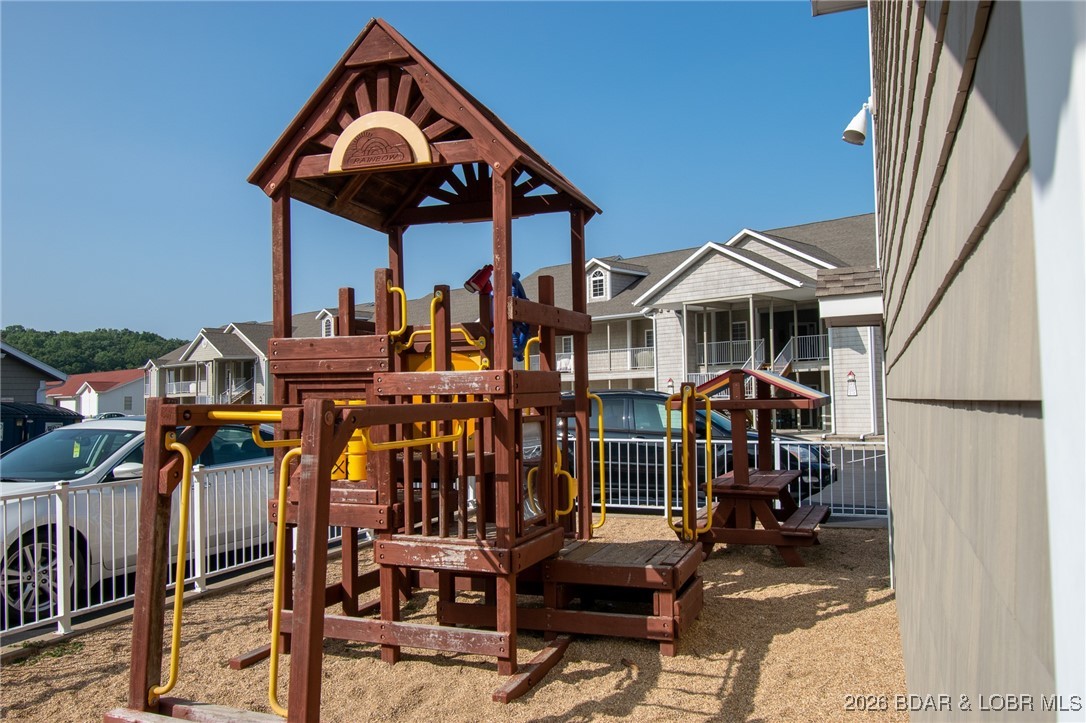 68 Lighthouse Road, Unit 511 Lake Ozark, MO 65049 - Photo 52 of 56 Gated Playground
