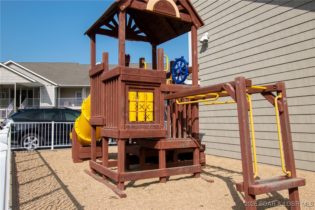 68 Lighthouse Road, Unit 511 Lake Ozark, MO 65049 - Photo 53 of 56 Gated Playground