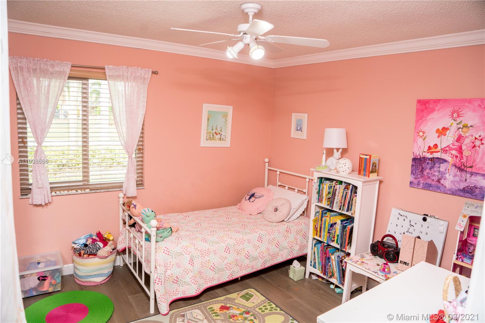 22636 Southwest 54th Avenue Boca Raton, FL 33433 - Photo 16 of 33