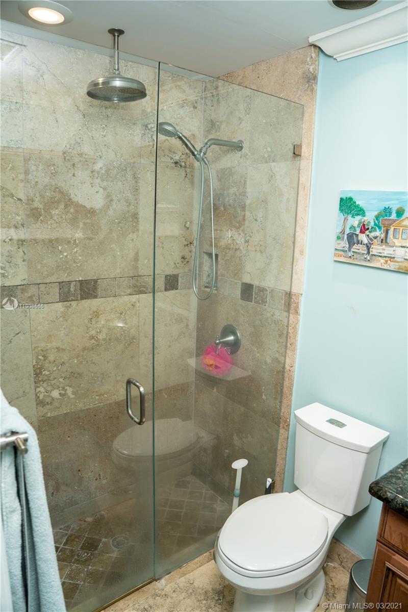 22636 Southwest 54th Avenue Boca Raton, FL 33433 - Photo 19 of 33