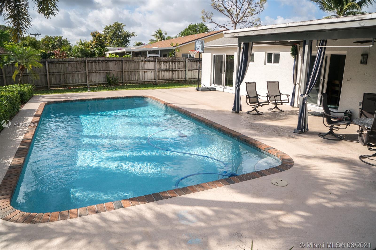 22636 Southwest 54th Avenue Boca Raton, FL 33433 - Photo 23 of 33