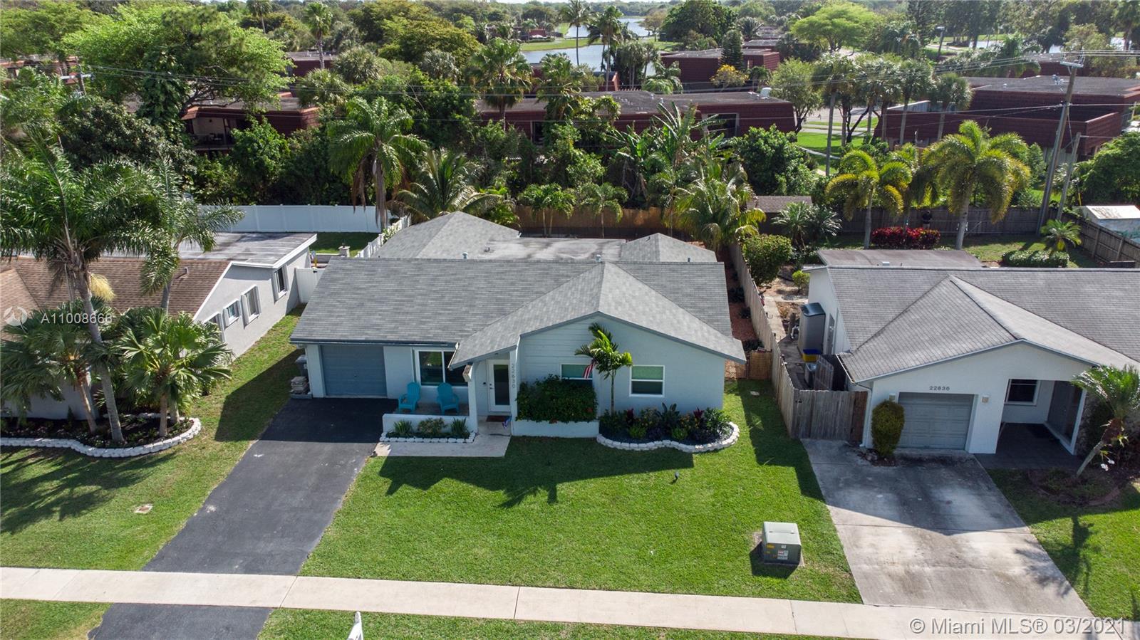22636 Southwest 54th Avenue Boca Raton, FL 33433 - Photo 28 of 33