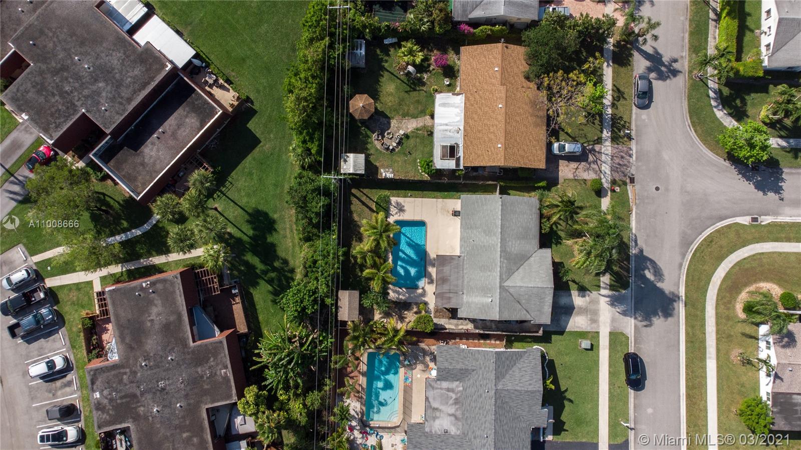 22636 Southwest 54th Avenue Boca Raton, FL 33433 - Photo 32 of 33
