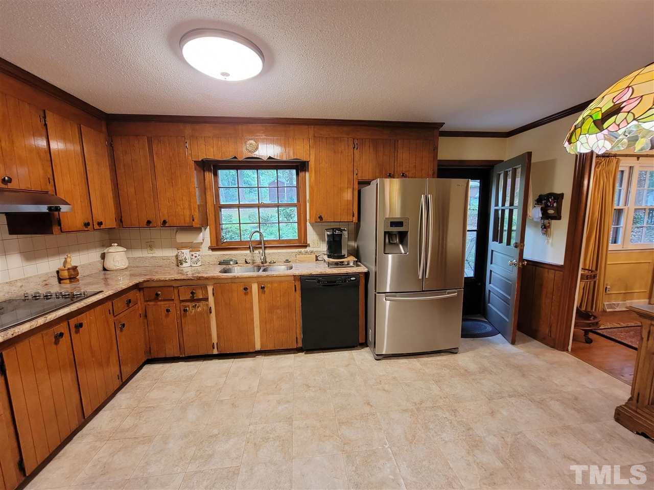 4523 Connell Drive Raleigh, NC 27612 - Photo 2 of 30 Gallery Image 2