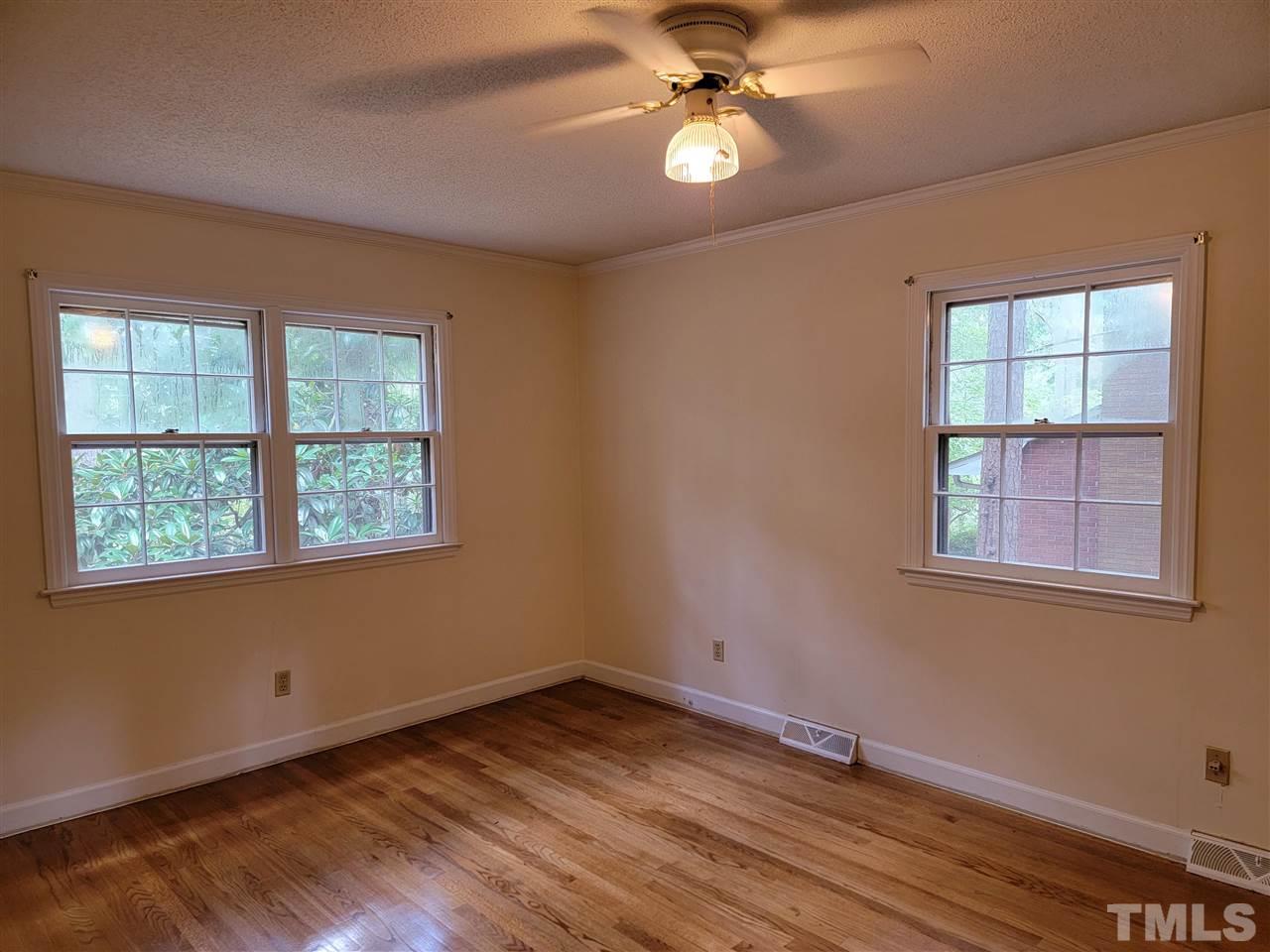 4523 Connell Drive Raleigh, NC 27612 - Photo 16 of 30 Gallery Image 16