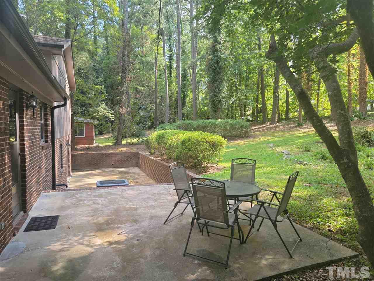 4523 Connell Drive Raleigh, NC 27612 - Photo 5 of 30 Gallery Image 5