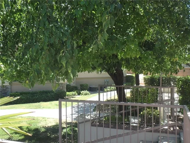 $1,675 | 3627 Water Song Drive, Las Vegas, NV 89147