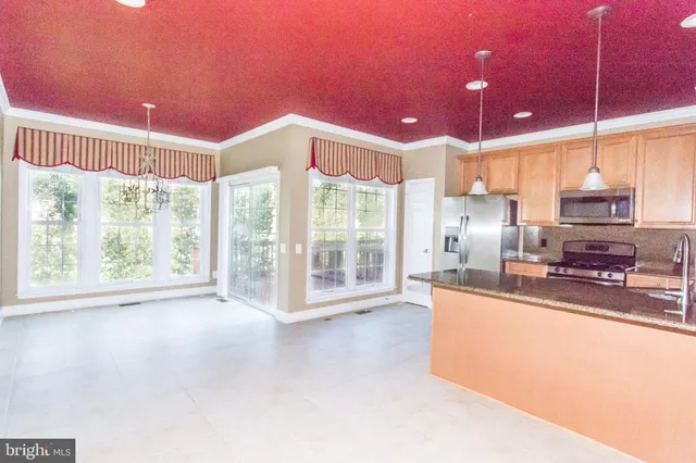 $2,950 | 2462 Terra Cotta Circle, Herndon, VA 20171