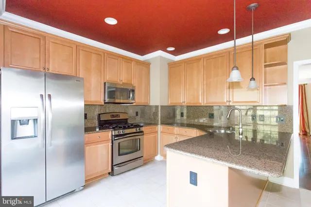 $2,950 | 2462 Terra Cotta Circle, Herndon, VA 20171