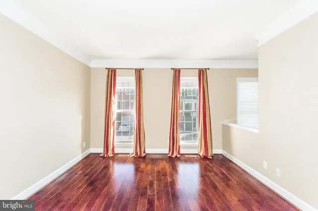 $2,950 | 2462 Terra Cotta Circle, Herndon, VA 20171