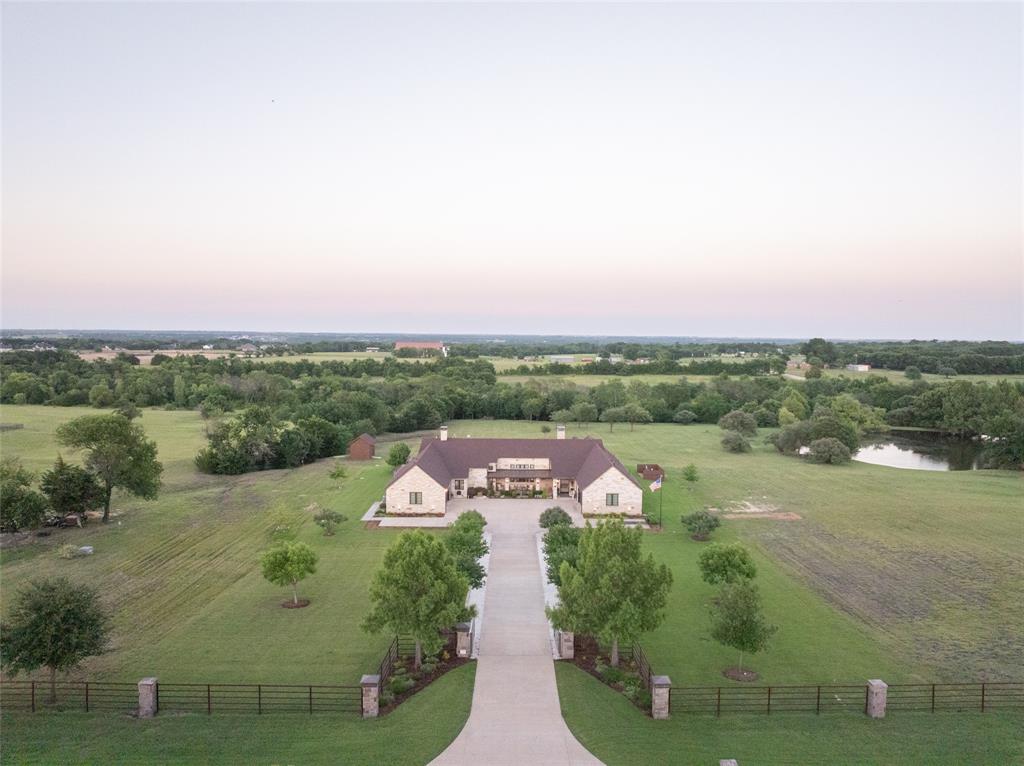 1880 Lone Star Road Celina, TX 75009 - Photo 5 of 30