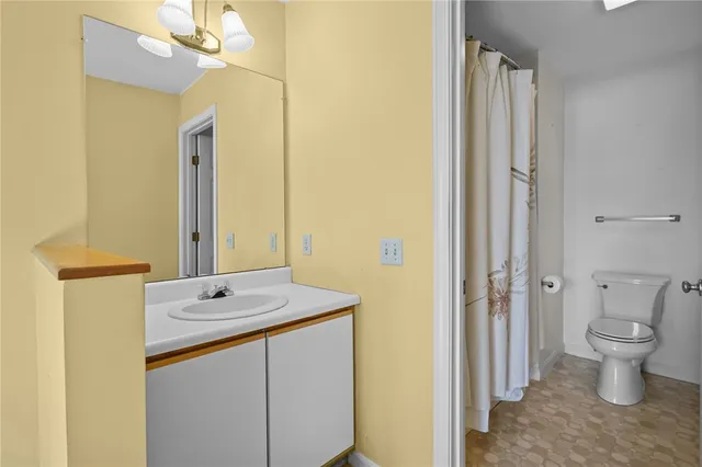 $549,900 | 1029 Boston Neck Road, Unit 2, Narragansett, RI 02882