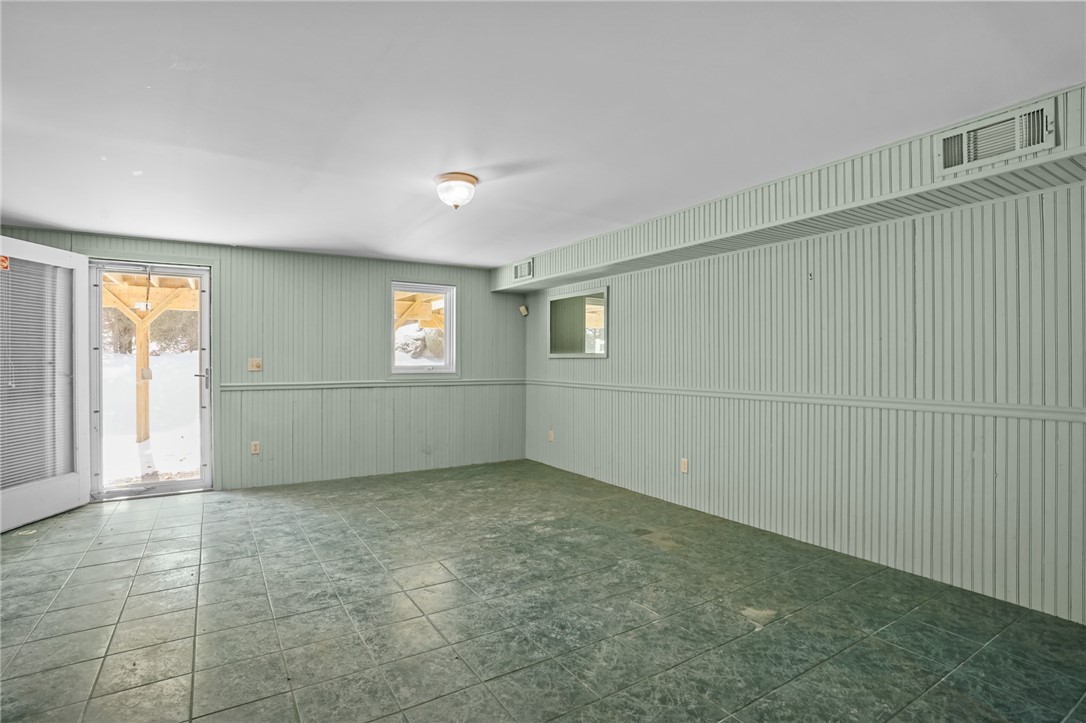 1029 Boston Neck Road, Unit 2 Narragansett, RI 02882 - Photo 35 of 39