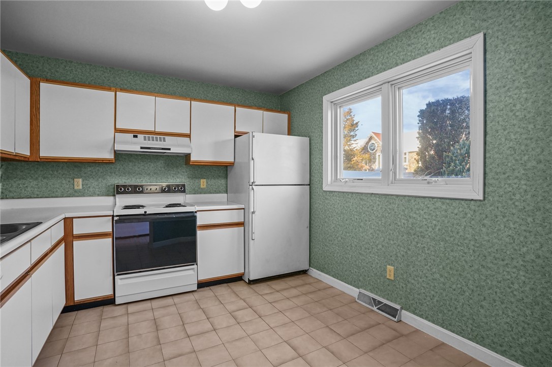 1029 Boston Neck Road, Unit 2 Narragansett, RI 02882 - Photo 10 of 39