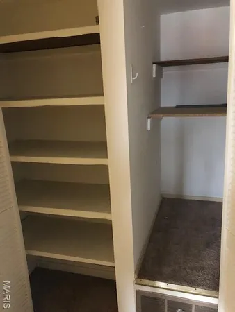 $139,900 | 10 Fairways Circle, Unit E, St. Charles, MO 63303