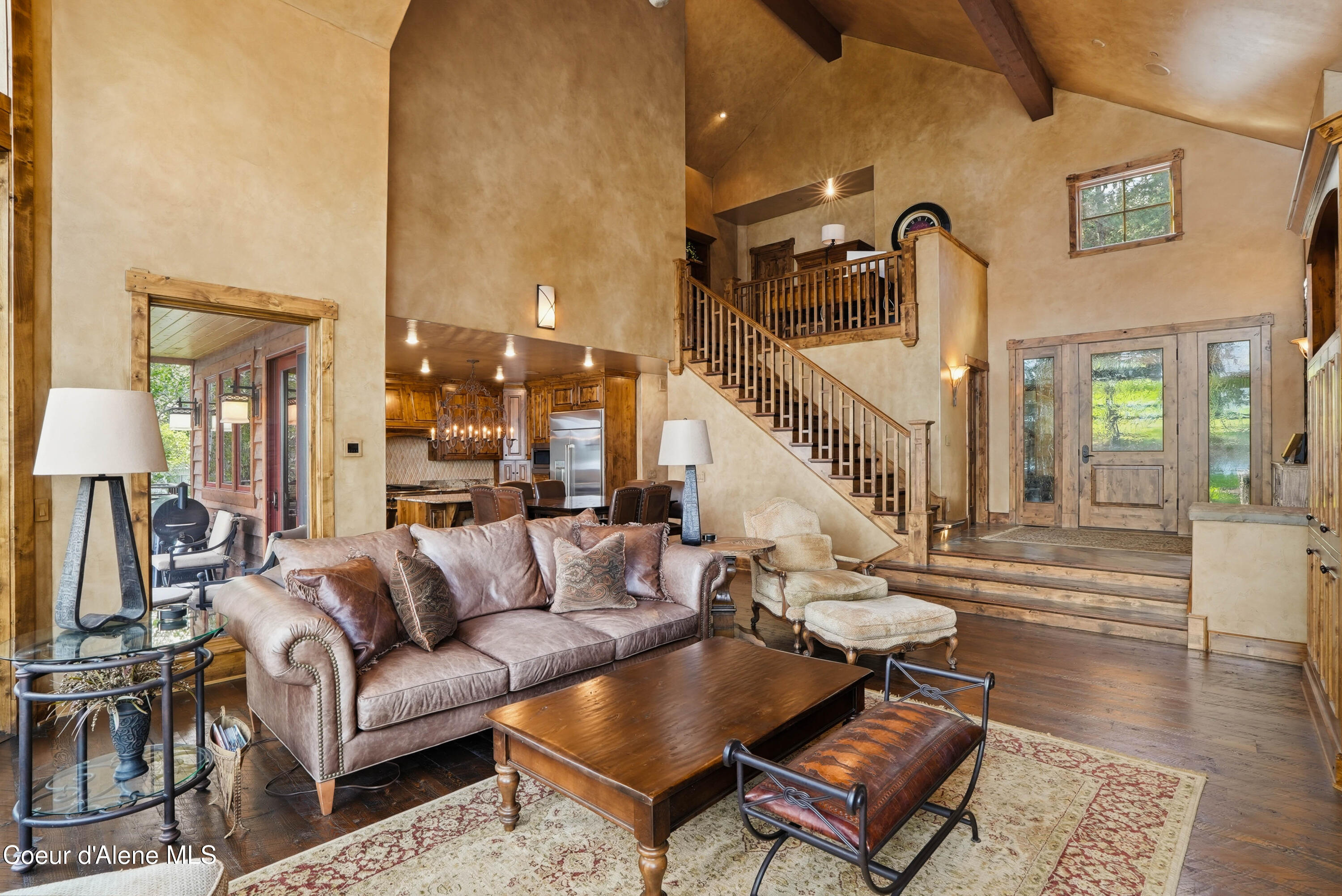 7190 West Rockford Bay Road Coeur D'Alene, ID 83814 - Photo 16 of 95 Soaring Ceilings