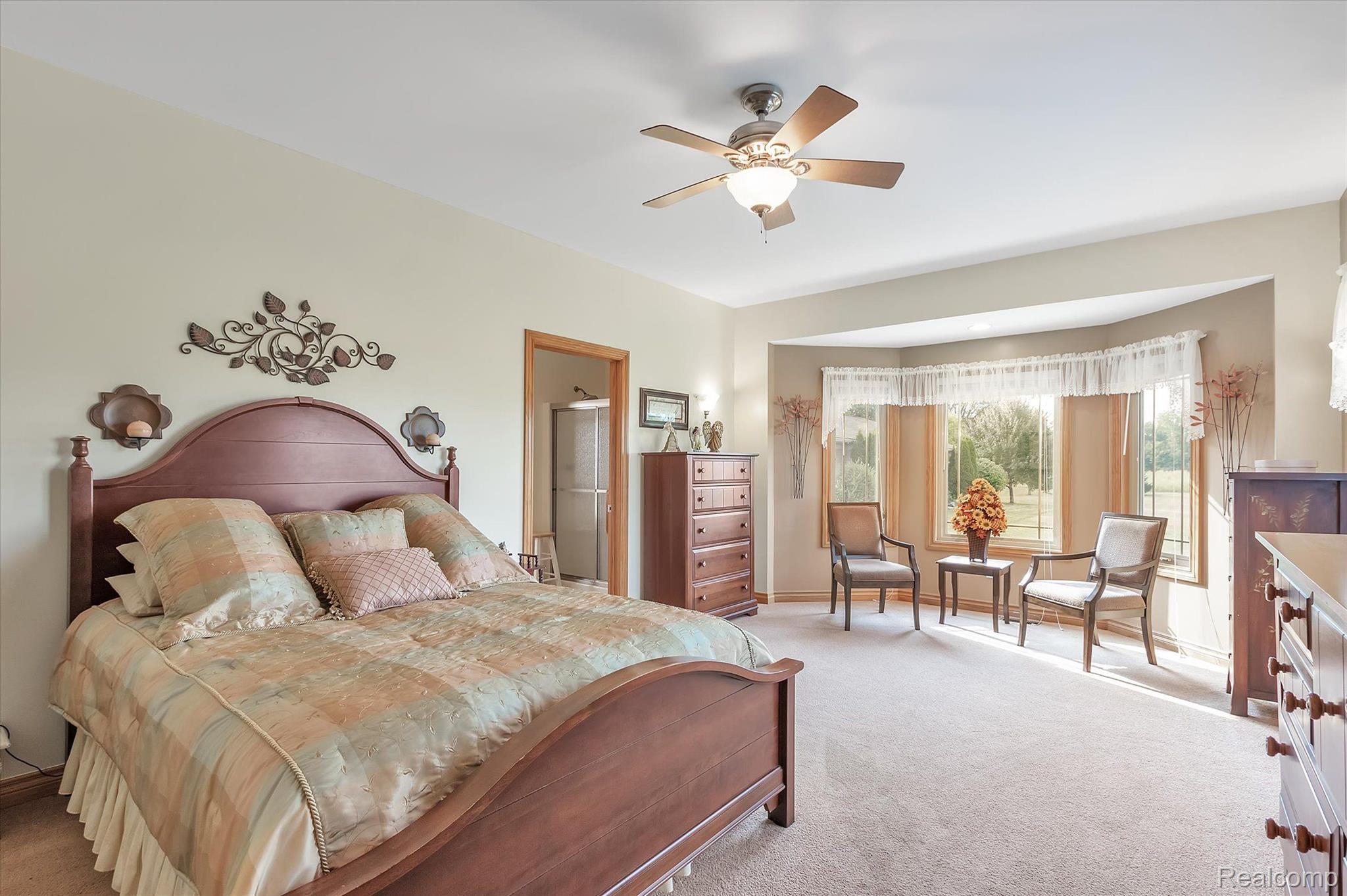 2269 West Sigler Road Carleton, MI 48117 - Photo 23 of 59 Huge primary berdroom