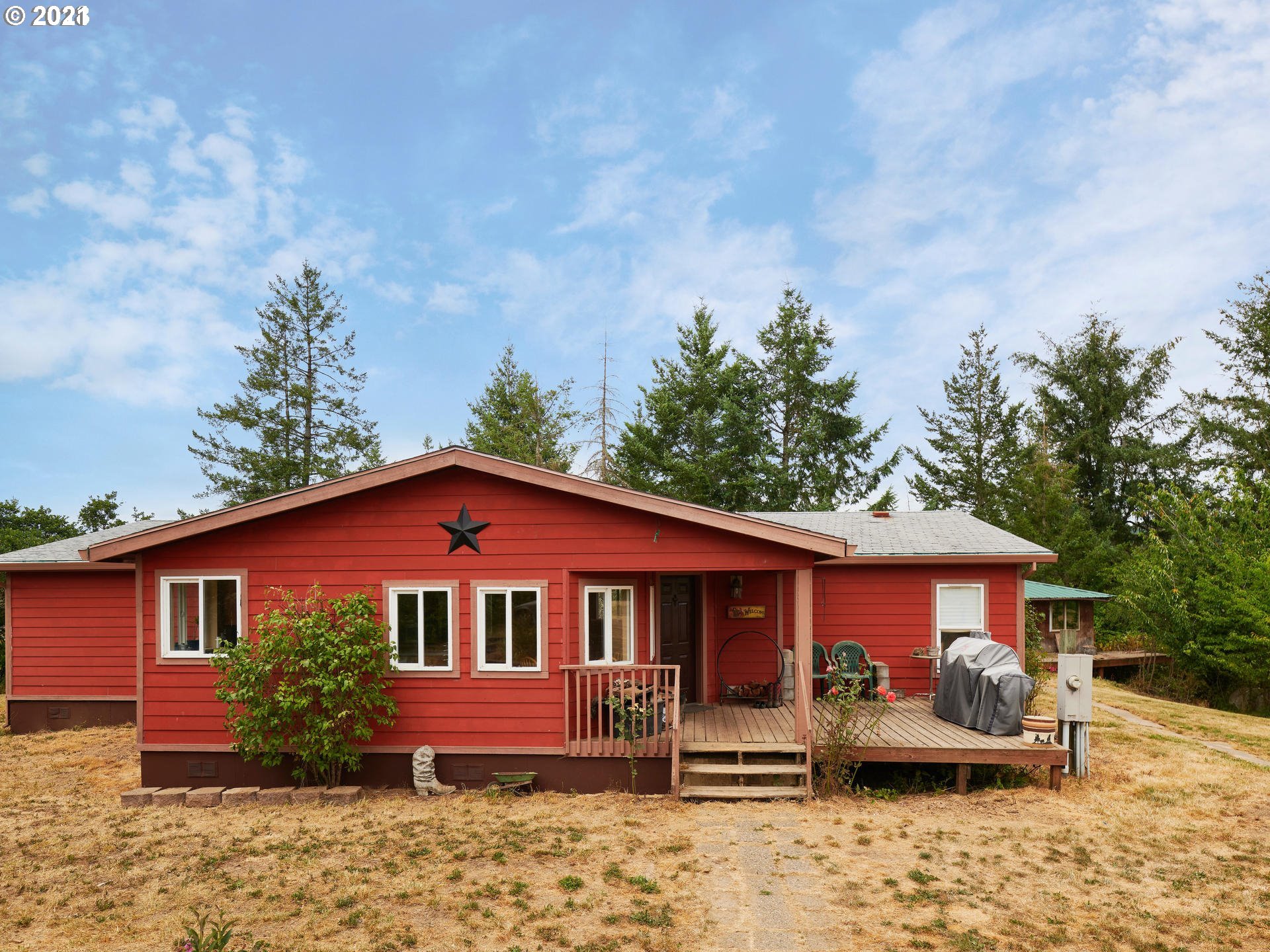 11480 Northwest Pike Road Yamhill, OR 97148 - Photo 2 of 29 Gallery Image 2