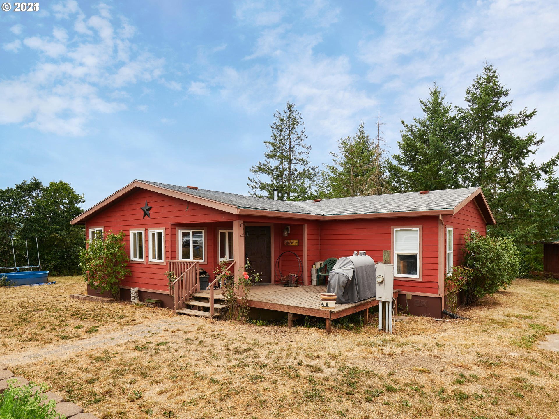 11480 Northwest Pike Road Yamhill, OR 97148 - Photo 4 of 29 Gallery Image 4
