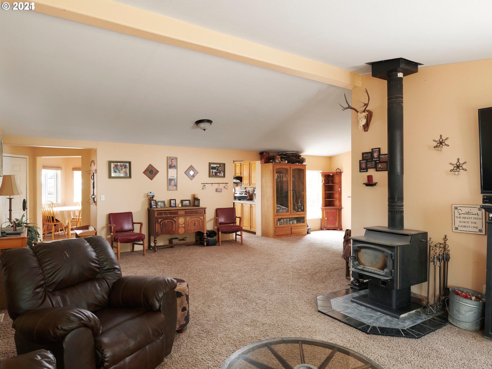 11480 Northwest Pike Road Yamhill, OR 97148 - Photo 6 of 29 Gallery Image 6