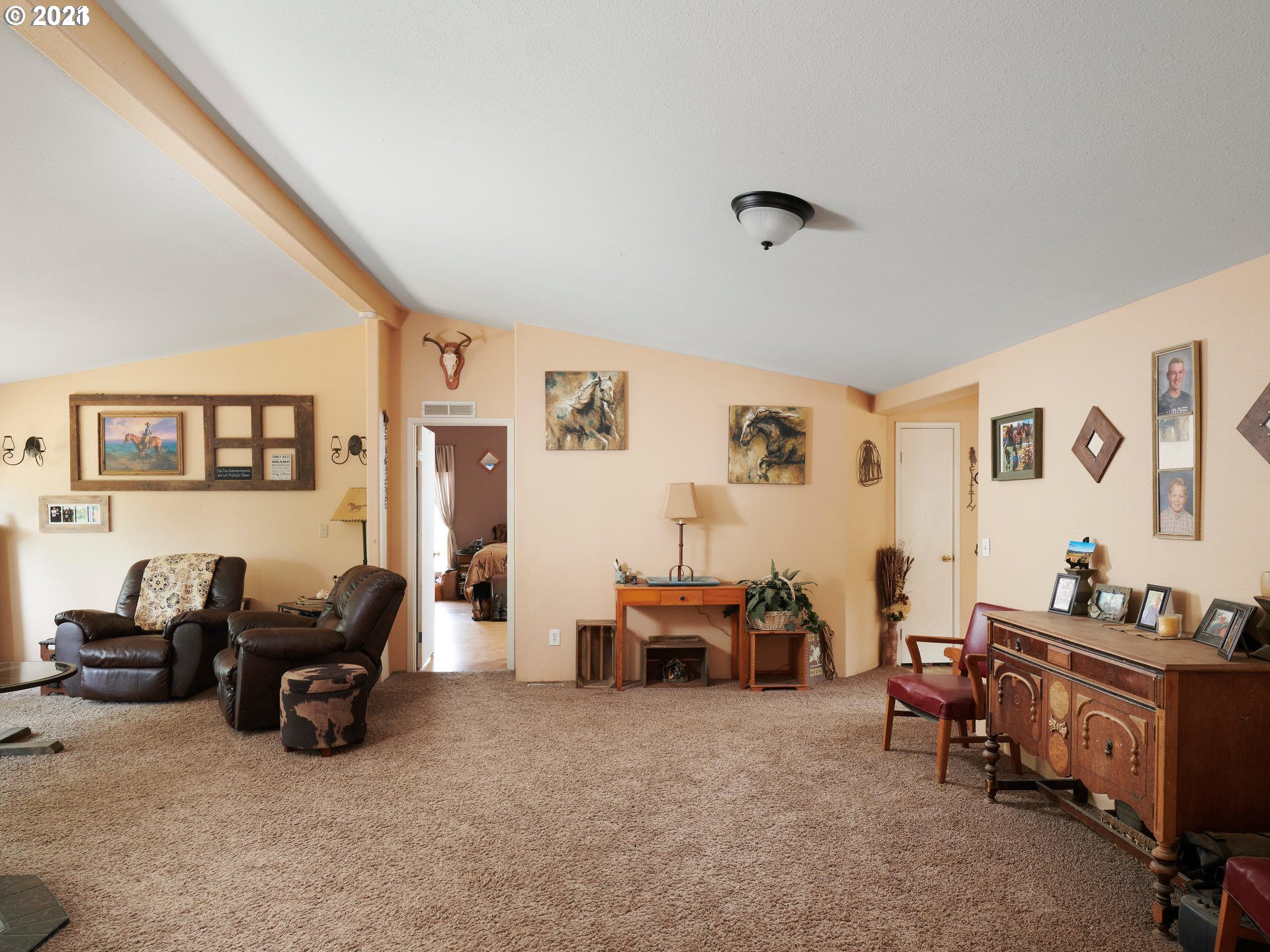 11480 Northwest Pike Road Yamhill, OR 97148 - Photo 8 of 29 Gallery Image 8