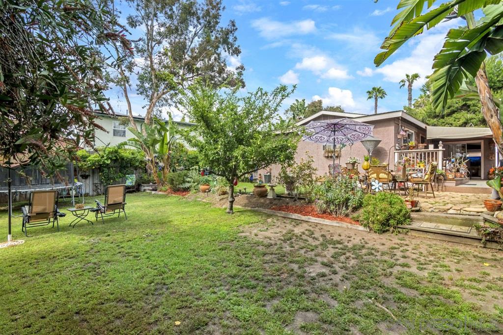 754 Saxony Road Encinitas, CA 92024 - Photo 3 of 21