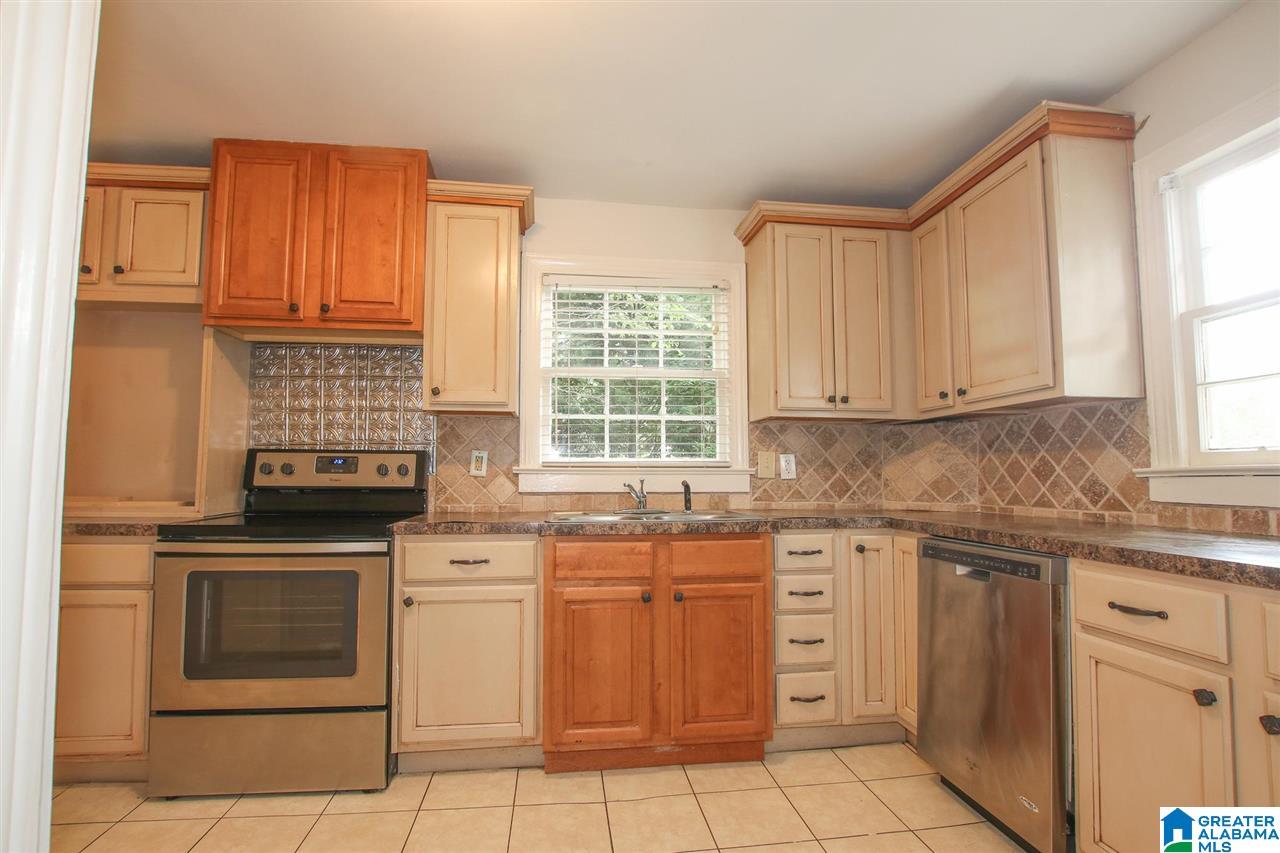 605 South Sanders Road Birmingham, AL 35226 - Photo 13 of 29