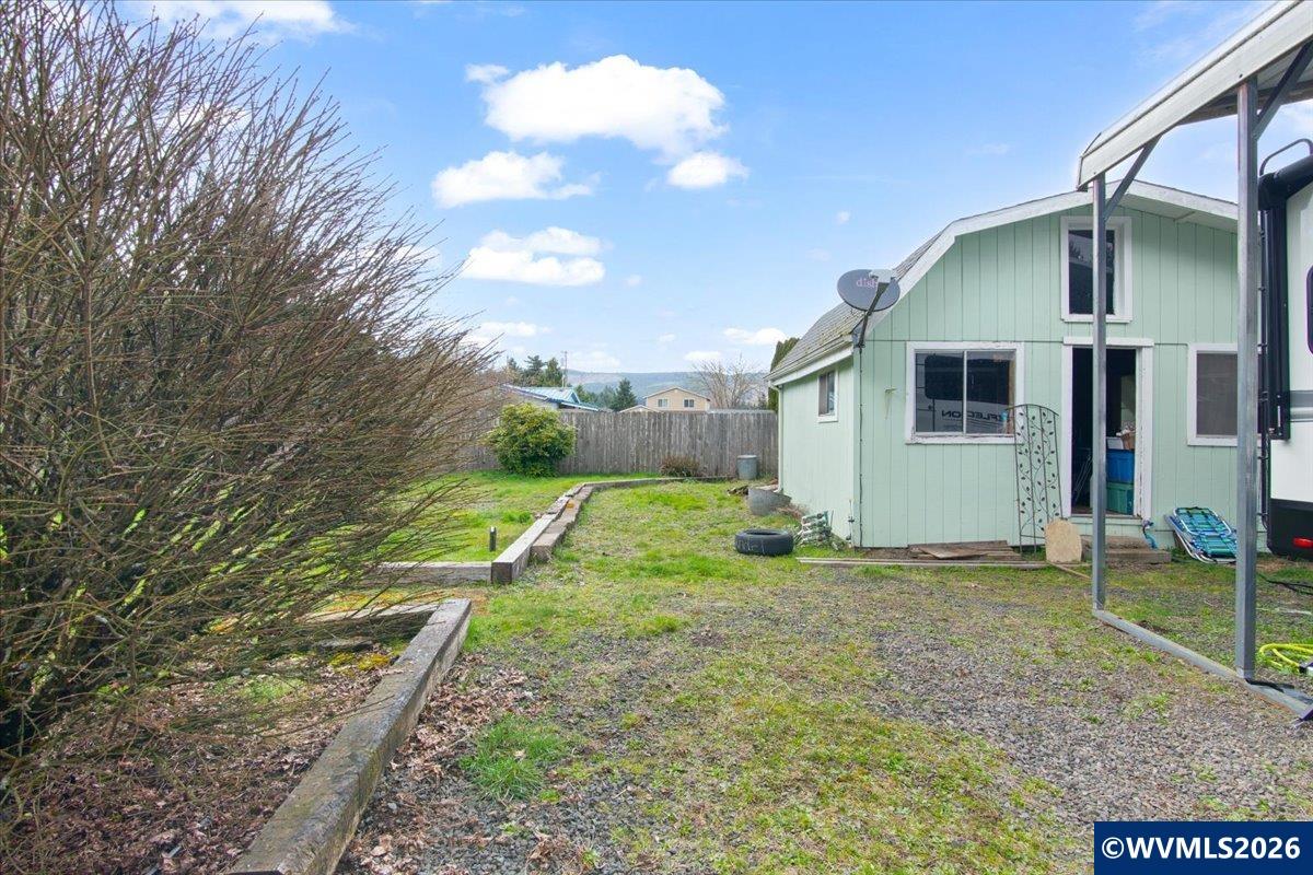 247 Cedar Street Lyons, OR 97358 - Photo 32 of 40