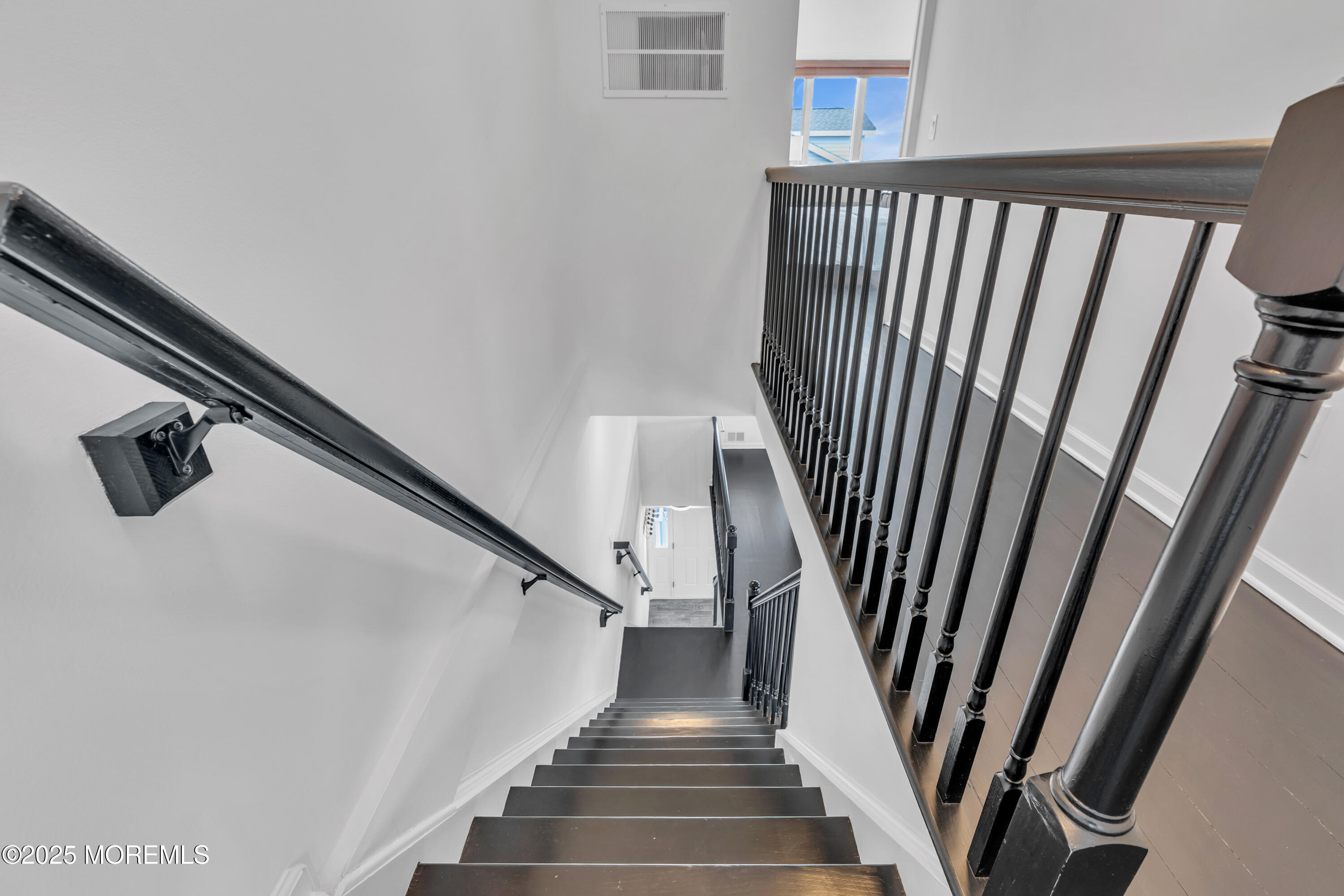 12 Beach Boulevard, Unit 9 Highlands, NJ 07732 - Photo 22 of 39 Stairway To The Third Floor
