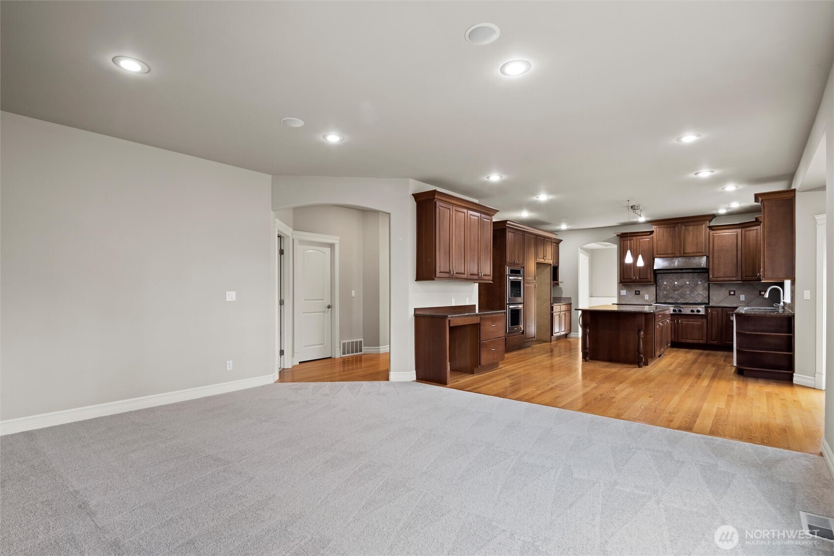 8516 Northeast 198th Street Bothell, WA 98011 - Photo 17 of 40