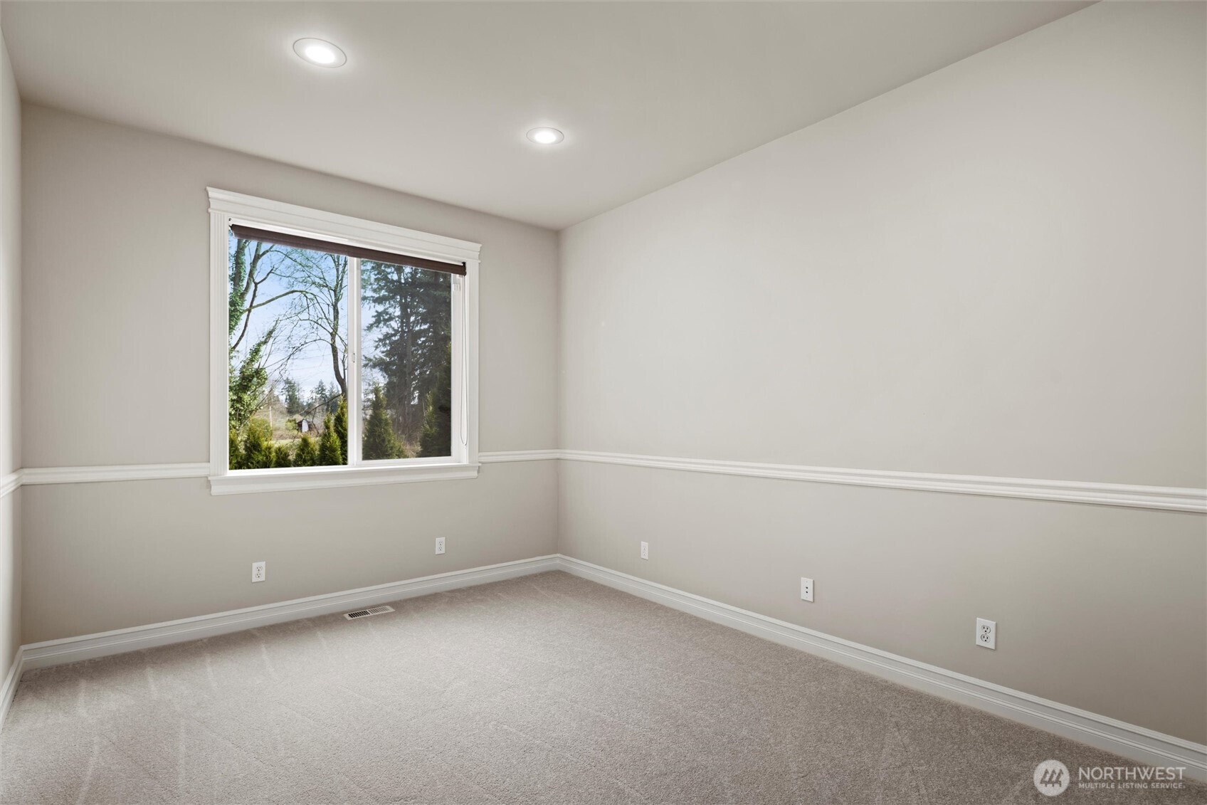 8516 Northeast 198th Street Bothell, WA 98011 - Photo 26 of 40