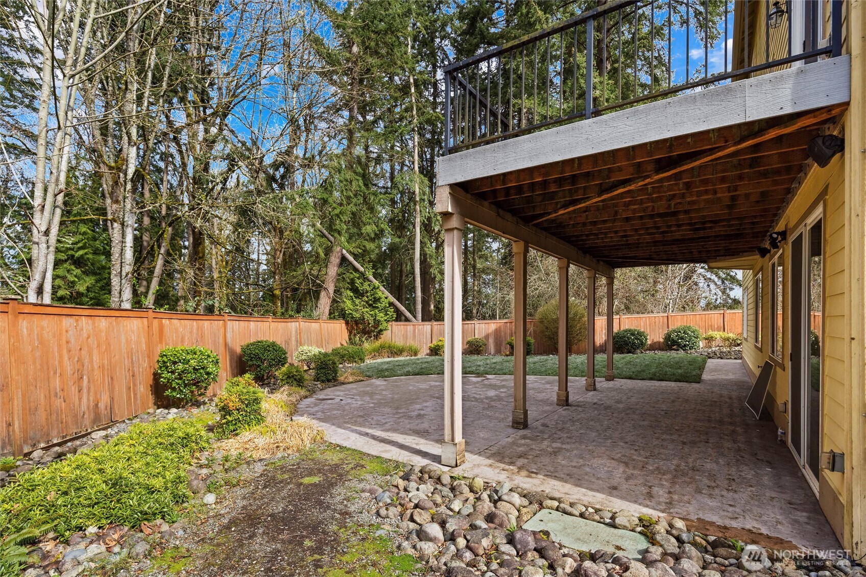 8516 Northeast 198th Street Bothell, WA 98011 - Photo 34 of 40