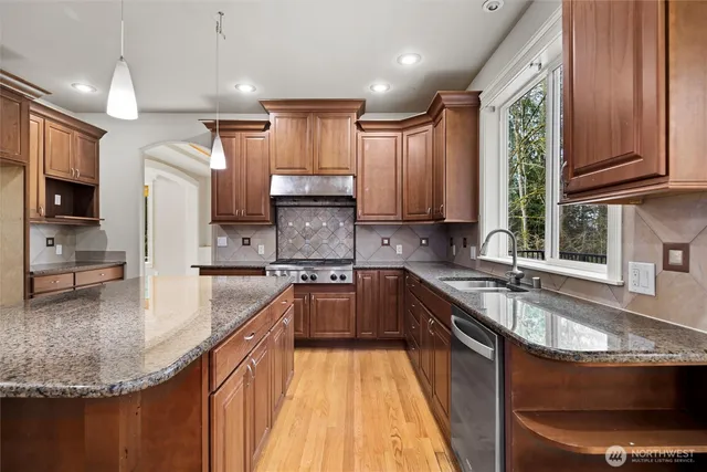 $1,829,000 | 8516 Northeast 198th Street, Bothell, WA 98011