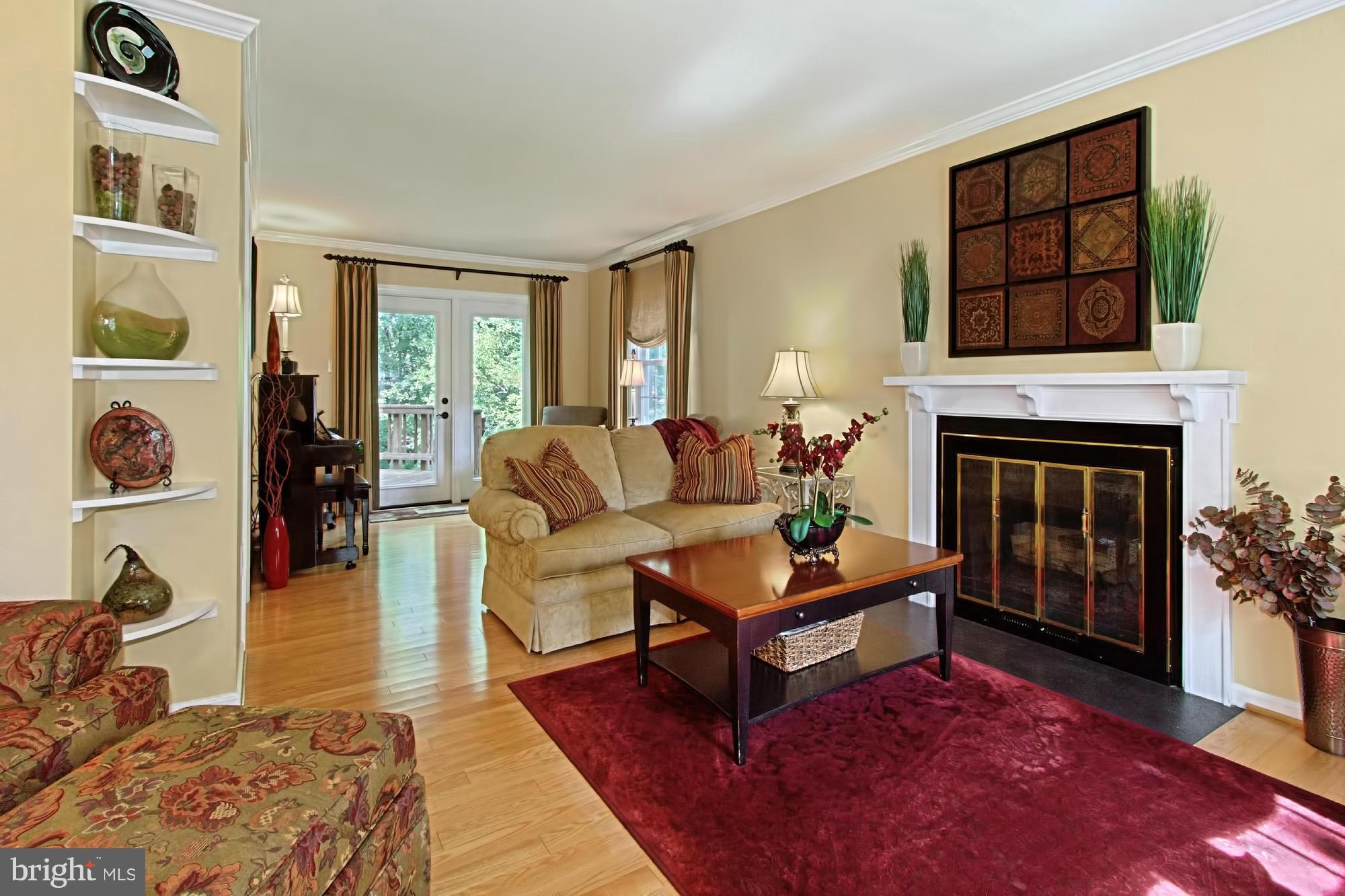 10154 Marshall Pond Road Burke, VA 22015 - Photo 5 of 30 Beautifully updated throughout!
