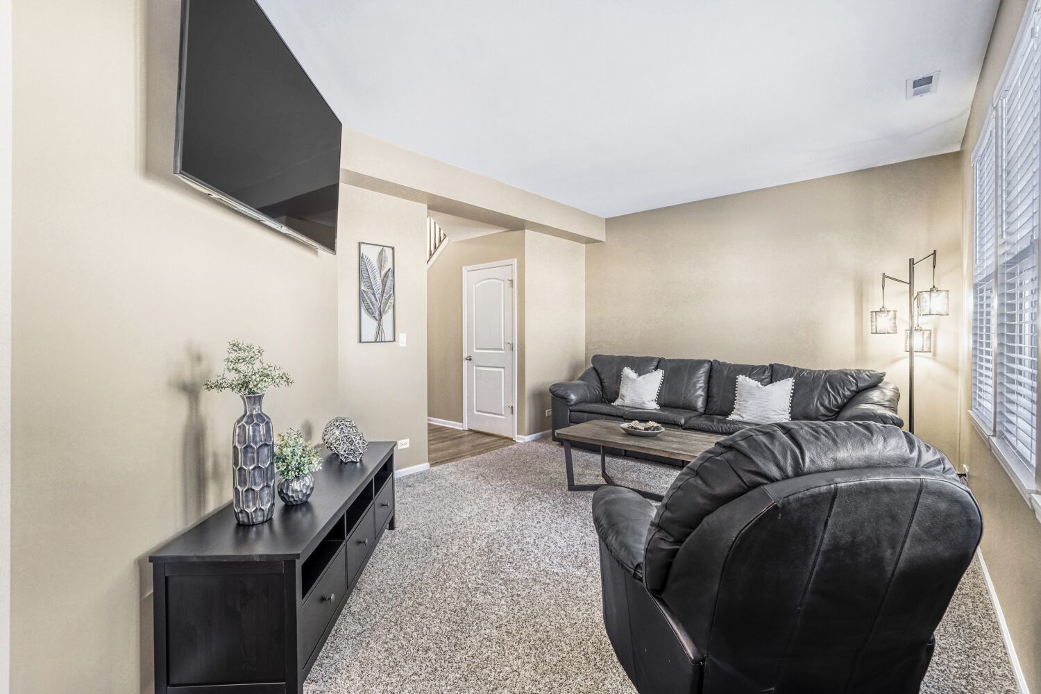 1433 Lighthouse Lane Pingree Grove, IL 60140 - Photo 6 of 40