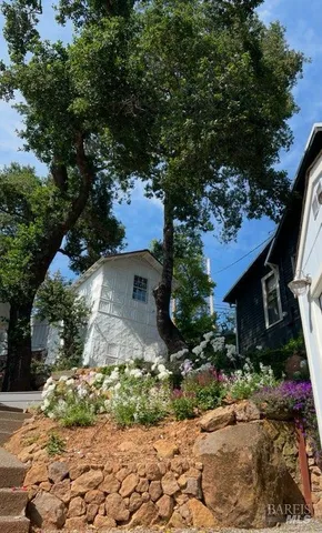 $1,850,000 | 603 Sunnyside Road, St. Helena, CA 94574