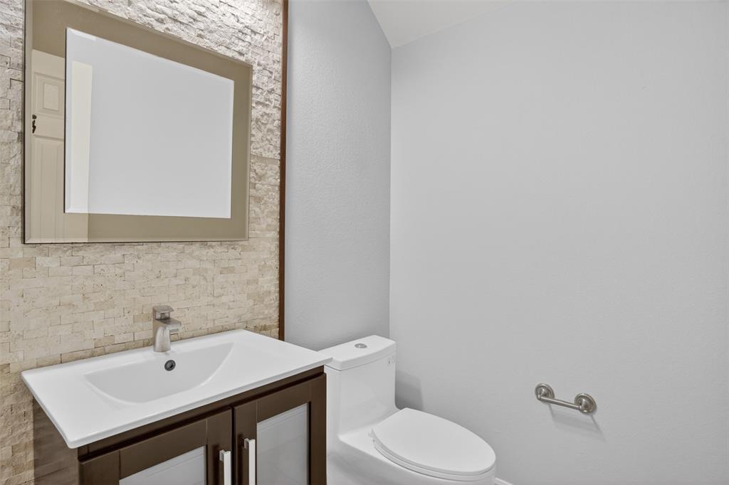10115 Stone Harbor Way Irving, TX 75063 - Photo 30 of 40