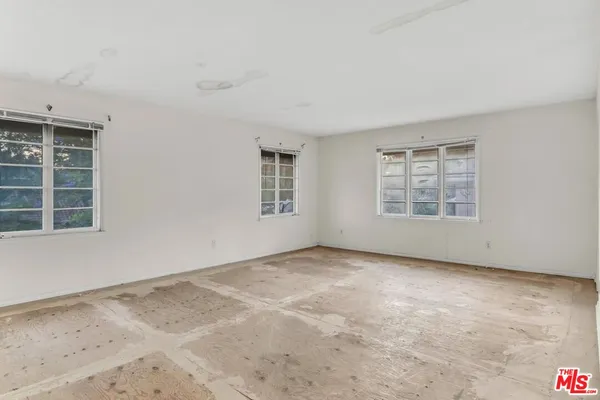 a view of empty room